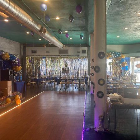 Island Girl Spa + Bed And Breakfast Los Angeles Bagian luar foto
