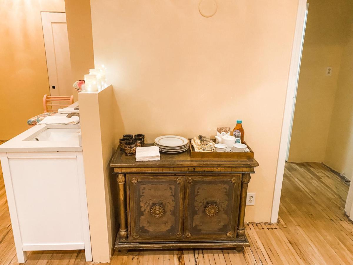 Island Girl Spa + Bed And Breakfast Los Angeles Bagian luar foto