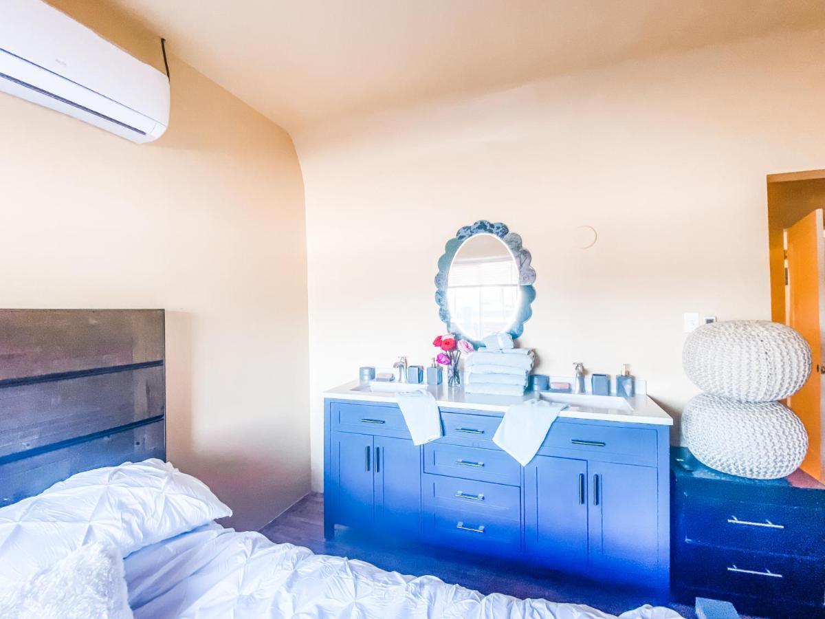 Island Girl Spa + Bed And Breakfast Los Angeles Bagian luar foto