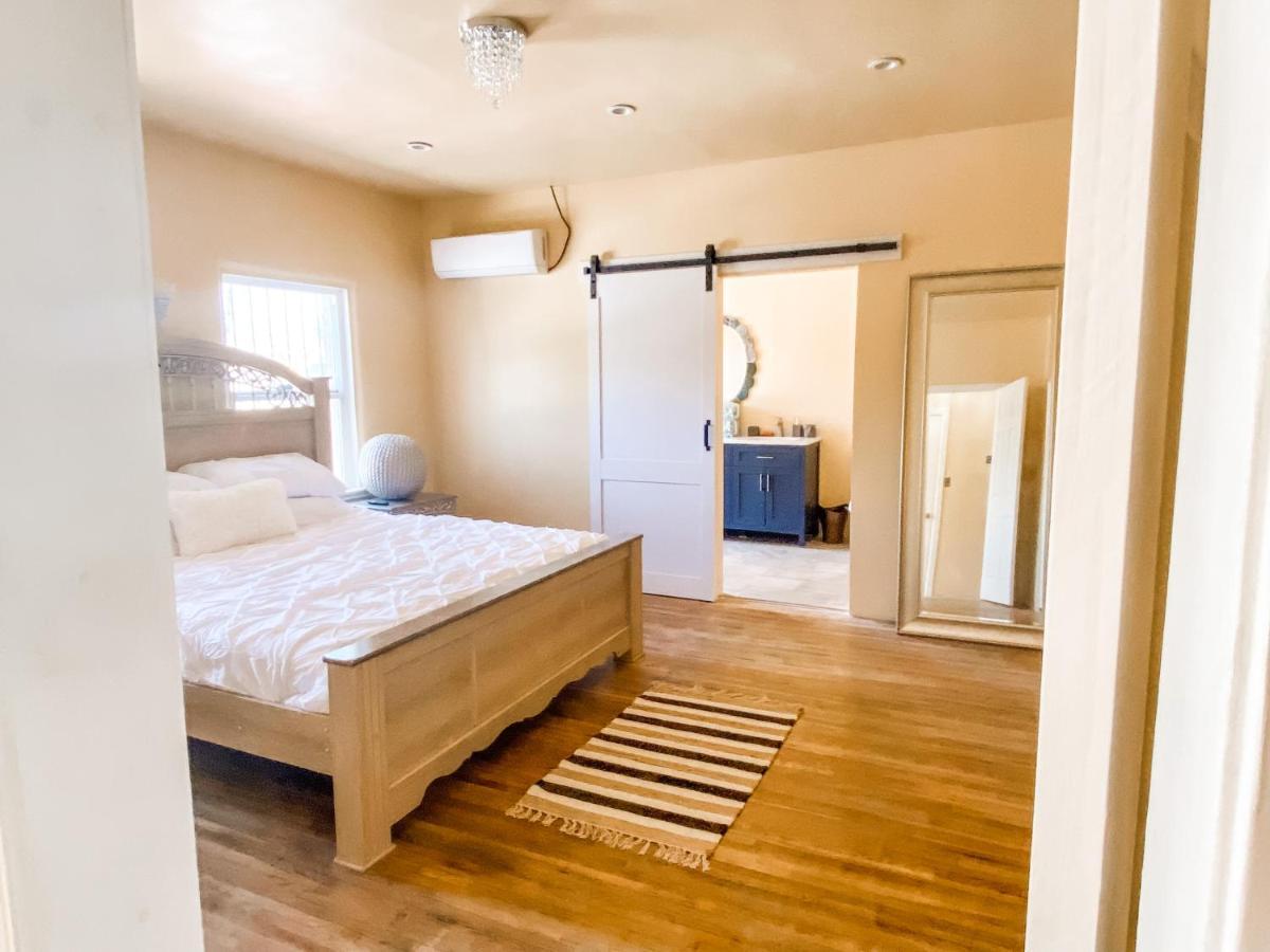 Island Girl Spa + Bed And Breakfast Los Angeles Bagian luar foto